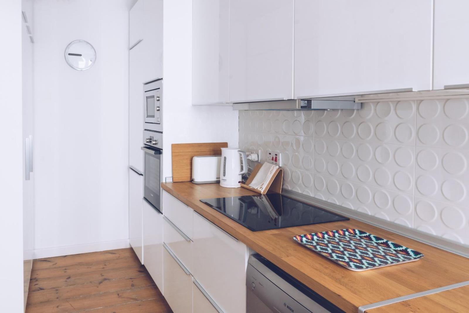 Chic & Luxurious 2-Br Escape Designed For Elegance Apartment Gibraltar Bagian luar foto